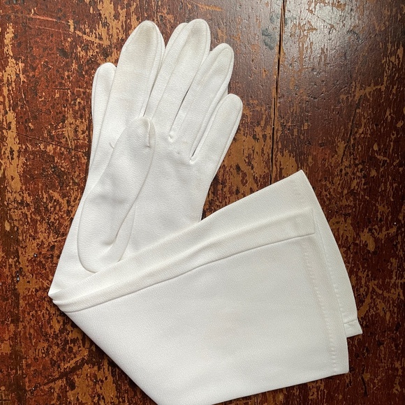 Vintage Accessories - vintage elbow-length gloves